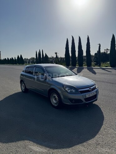 Opel Astra 2005, 215,000 km - 1.4 l - Gəncə
