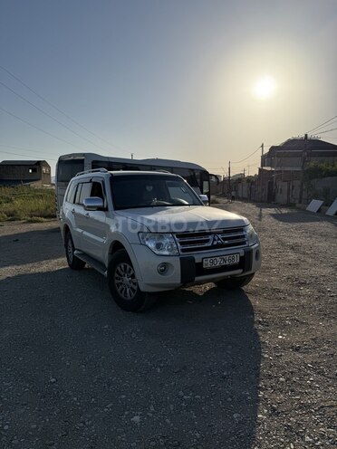 Mitsubishi Pajero 2011, 186,754 km - 3.5 л - Bakı