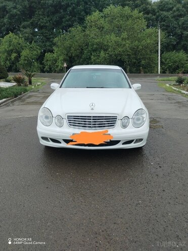 Mercedes E 220 2005, 570,000 km - 2.2 l - Masallı