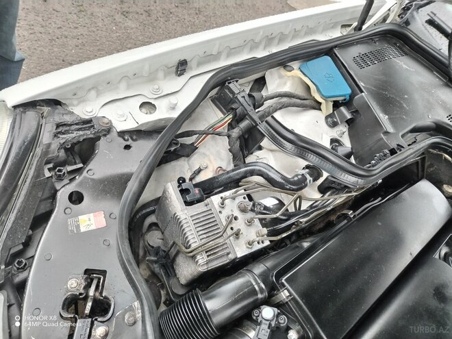 Mercedes E 220 2005, 570,000 km - 2.2 l - Masallı