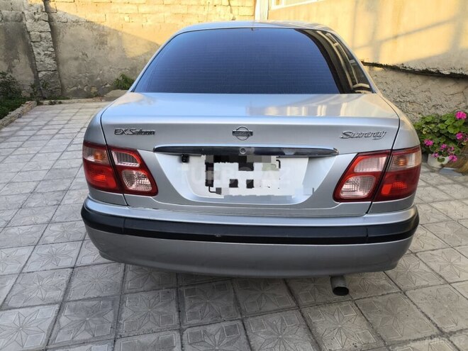 Nissan Sunny 2003, 303,000 km - 1.6 l - Bakı