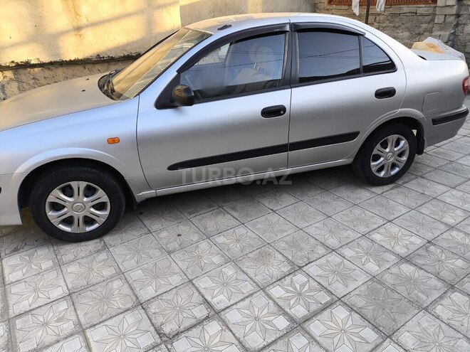 Nissan Sunny 2003, 303,000 km - 1.6 l - Bakı