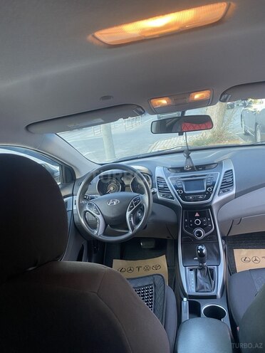 Hyundai Elantra 2016, 108,884 km - 1.8 л - Bakı