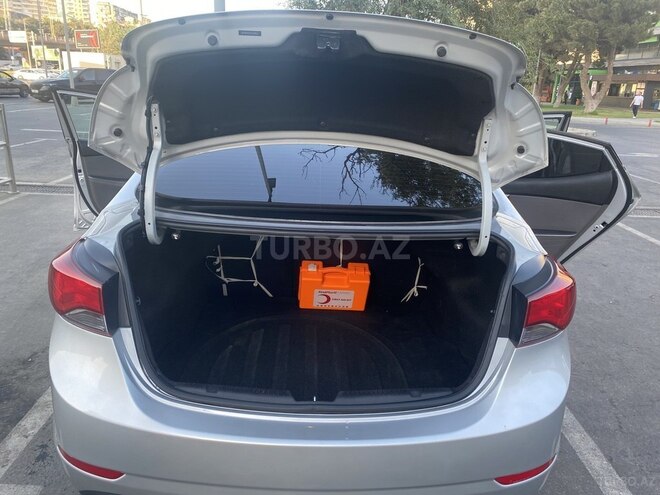 Hyundai Elantra 2016, 108,884 km - 1.8 л - Bakı