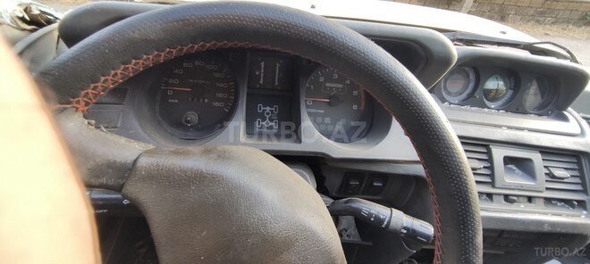 Mitsubishi Pajero 1995, 529,000 km - 2.8 л - Bakı