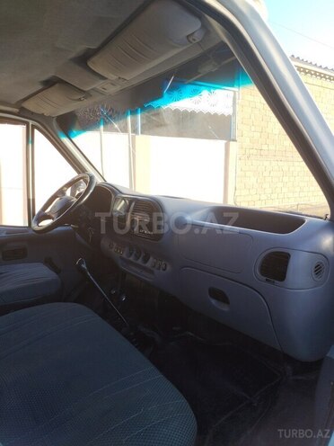 Ford Transit 2000, 500,958 km - 2.5 л - Salyan