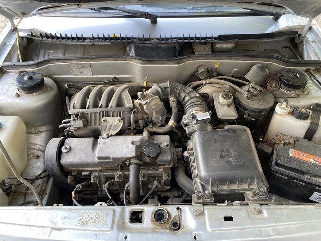 LADA (VAZ) 2115 2011, 242,000 km - 1.6 l - Gəncə