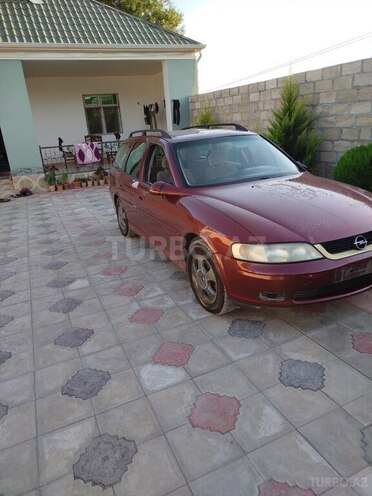 Opel Vectra-14