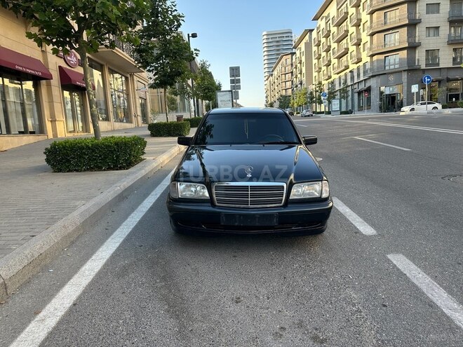 Mercedes C 200 1999, 325,000 km - 2.0 л - Bakı