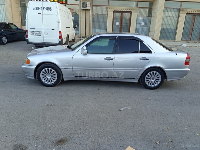Mercedes C 200 1995, 228,000 km - 2.0 л - Bakı