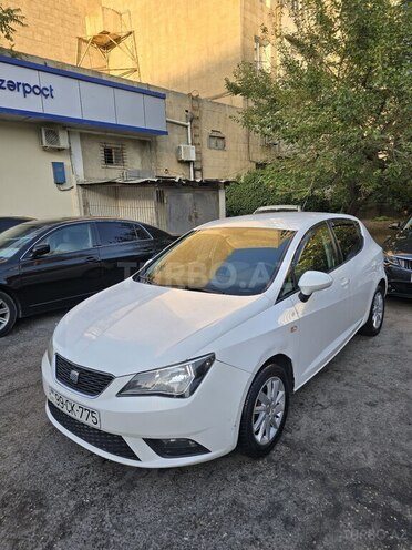 SEAT Ibiza 2012, 100,100 km - 1.6 l - Bakı