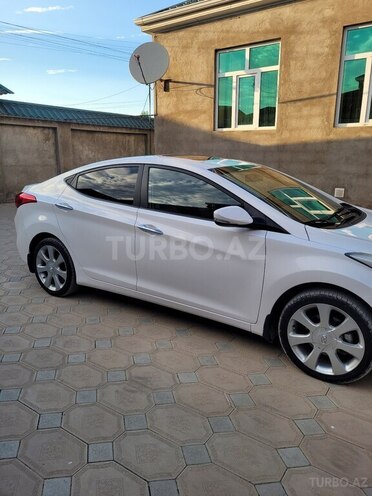 Hyundai Elantra 2013, 211,000 km - 1.8 l - Bakı