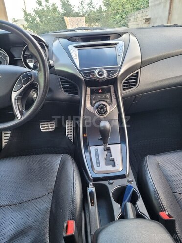 Hyundai Elantra 2013, 211,000 km - 1.8 l - Bakı