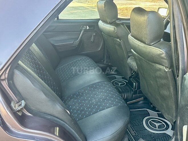 Mercedes 190 1992, 243,586 km - 2.0 l - Bakı