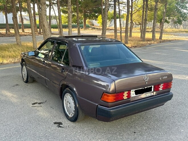 Mercedes 190 1992, 243,586 km - 2.0 l - Bakı