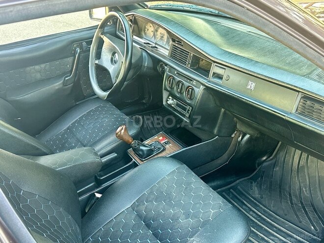 Mercedes 190 1992, 243,586 km - 2.0 l - Bakı