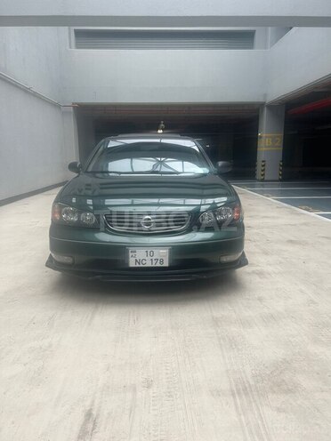 Nissan Maxima-1