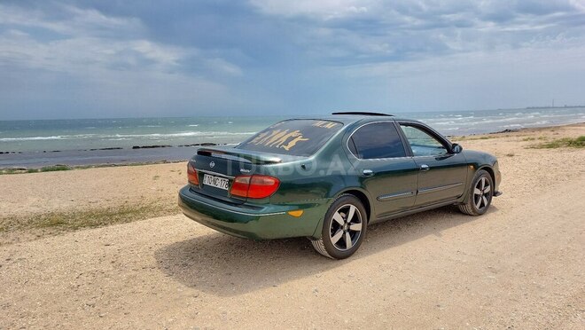 Nissan Maxima-2