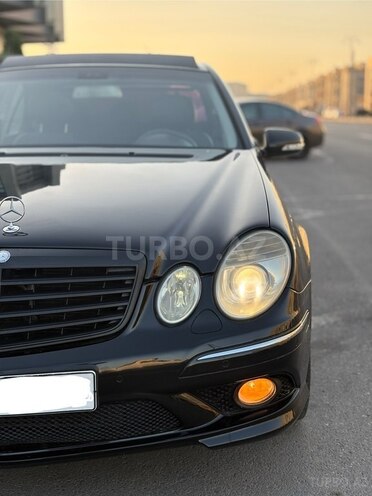 Mercedes E 200-2