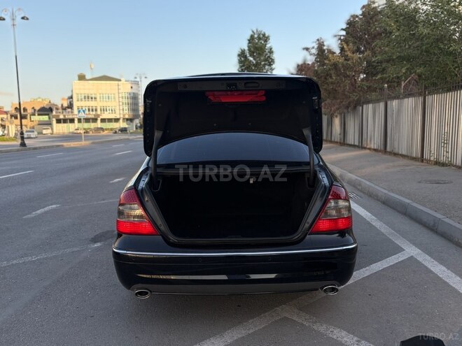 Mercedes E 200-12