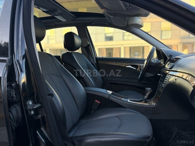 Mercedes E 200-10