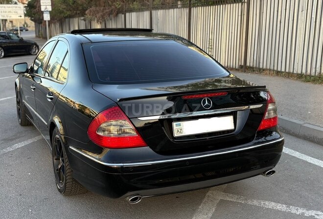 Mercedes E 200-6