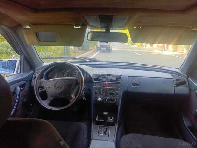 Mercedes C 180-6