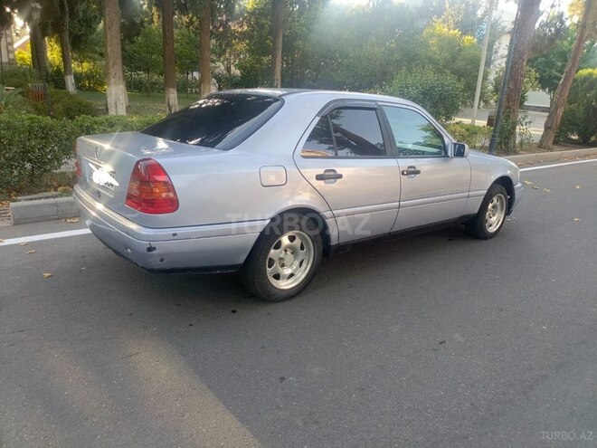 Mercedes C 180-4