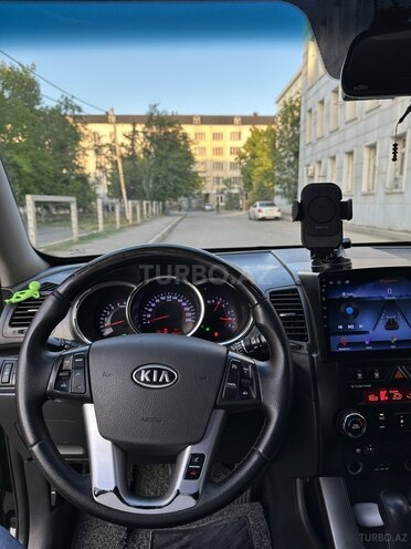 Kia Sorento 2011, 246,500 km - 2.0 l - Sabirabad