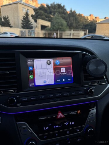 Hyundai Elantra 2018, 110,240 km - 2.0 l - Bakı