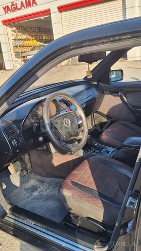 Mercedes C 200 1996, 200,000 km - 2.0 l - Bakı
