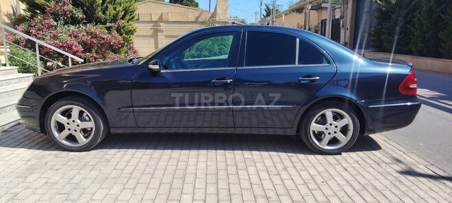 Mercedes E 220 d 2002, 292,000 km - 2.2 l - Bakı