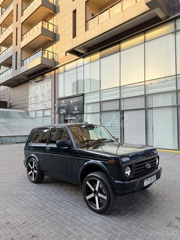 LADA (VAZ) Niva 2024, 2,600 km - 1.7 л - Bakı