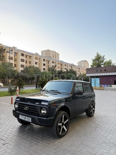 LADA (VAZ) Niva 2024, 2,600 km - 1.7 л - Bakı