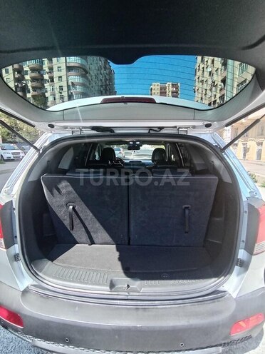 Kia Sorento-11
