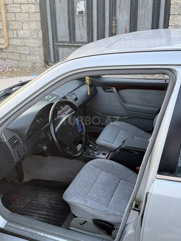Mercedes C 200 1994, 201,242 km - 2.0 l - Bakı