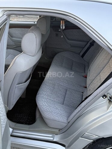 Mercedes C 200 1994, 201,242 km - 2.0 l - Bakı