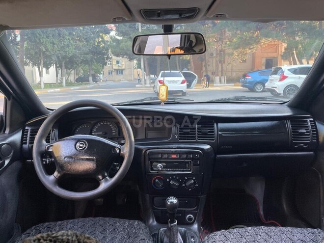 Opel Vectra 1996, 150,000 km - 1.6 l - Sumqayıt