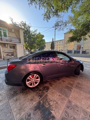 Chevrolet Cruze-4