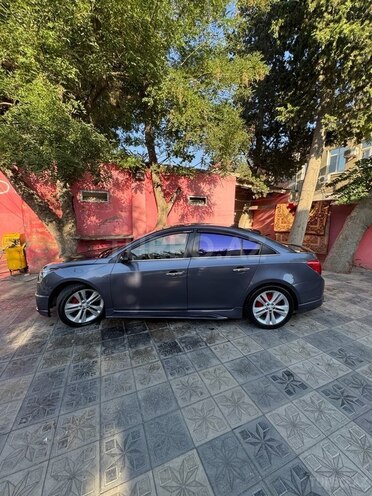 Chevrolet Cruze-7