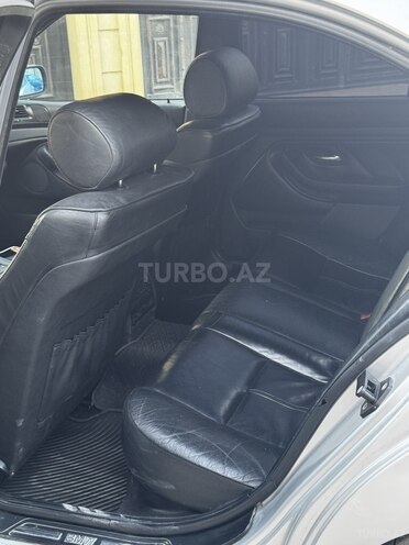 BMW 528 2000, 200,000 km - 2.8 л - Bakı