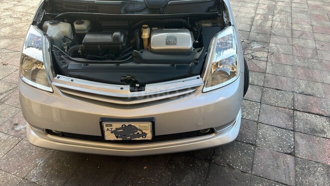 Toyota Prius-7