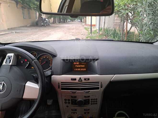 Opel Astra 2008, 290,000 km - 1.4 l - Gəncə