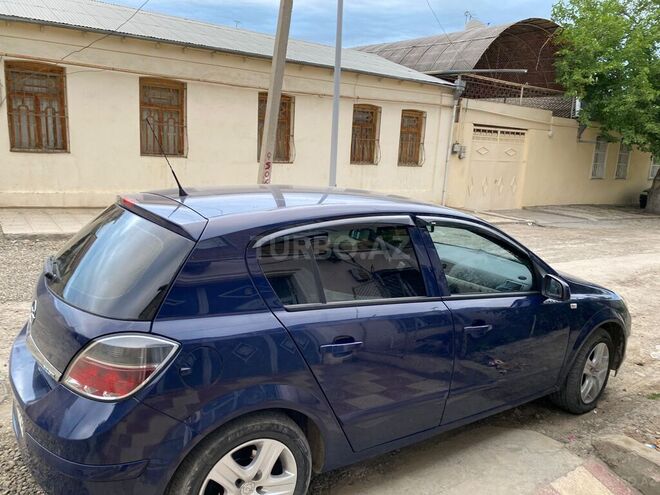 Opel Astra 2008, 290,000 km - 1.4 l - Gəncə