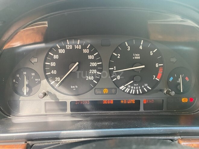 BMW 525 2000, 380,000 km - 2.5 l - Bakı