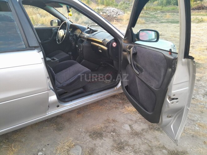 Opel Astra 1997, 477,904 km - 1.6 l - Quba