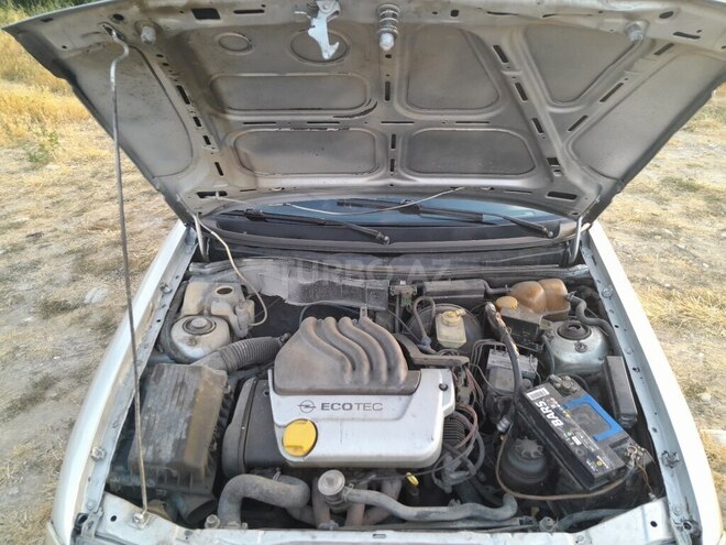 Opel Astra 1997, 477,904 km - 1.6 l - Quba