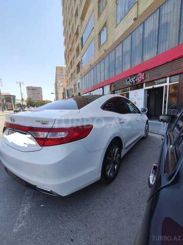 Hyundai Grandeur 2015, 217,200 km - 2.2 л - Bakı