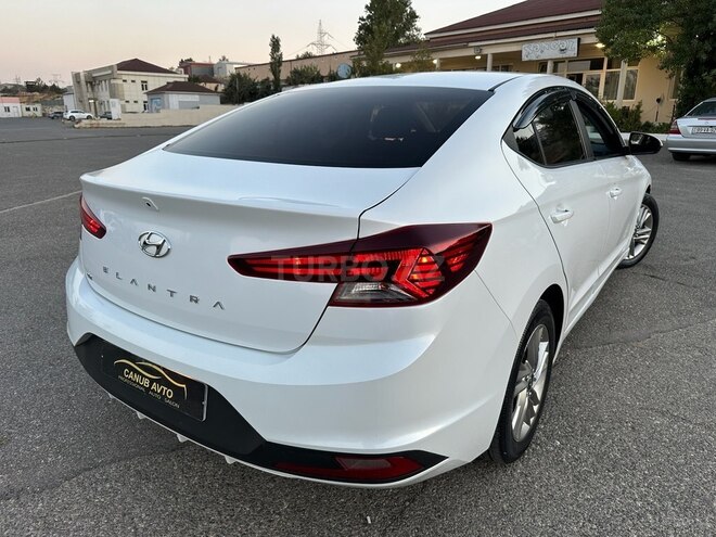 Hyundai Elantra 2018, 141,000 km - 2.0 л - Bakı