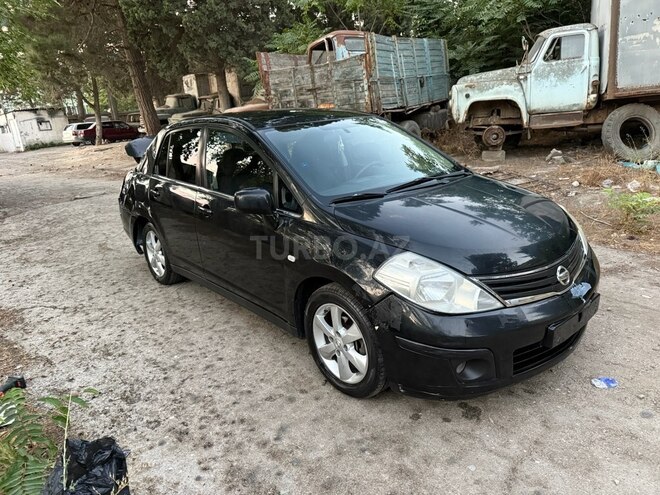 Nissan Tiida 2011, 265,000 km - 1.6 л - Bakı